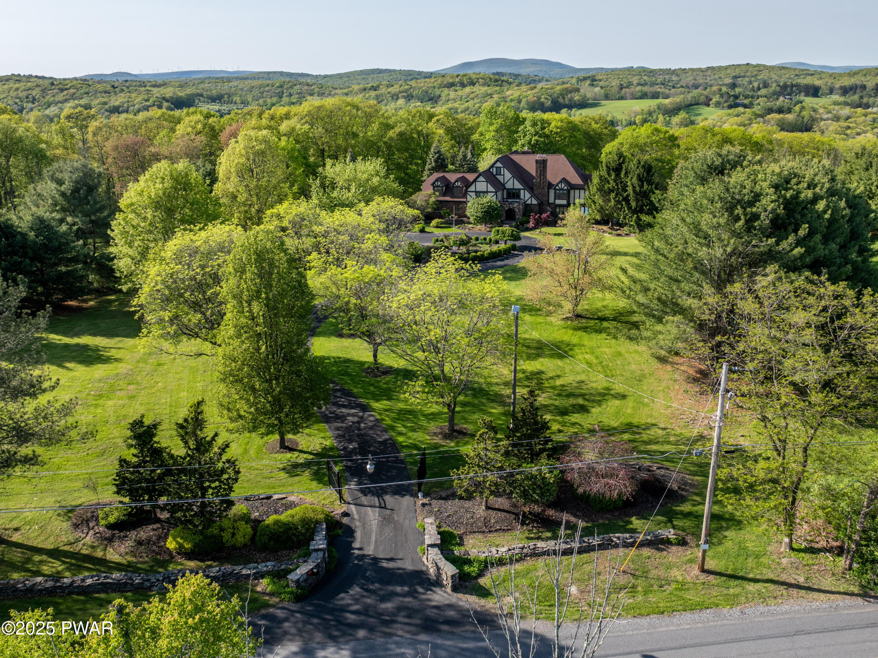 555 Valley View Road