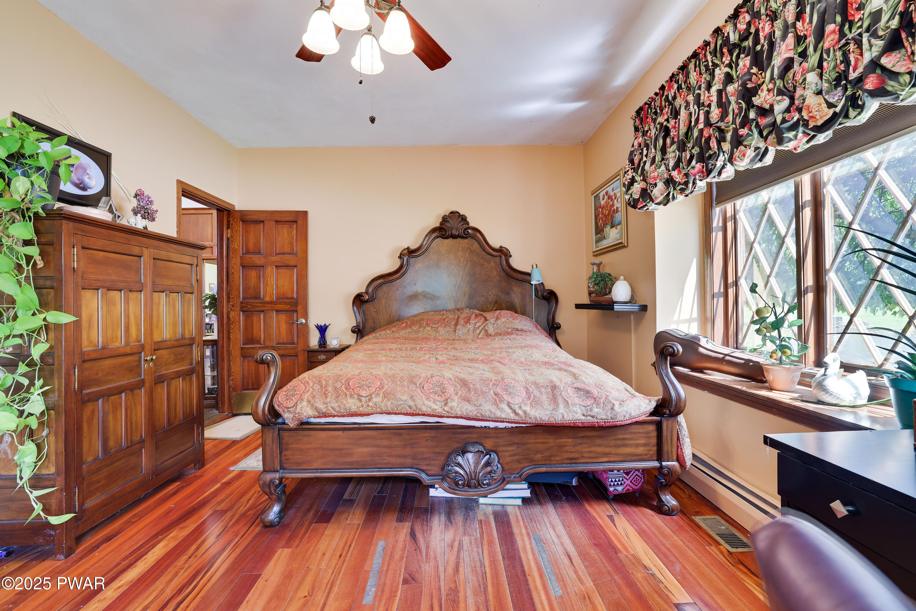 555 Valley View Road