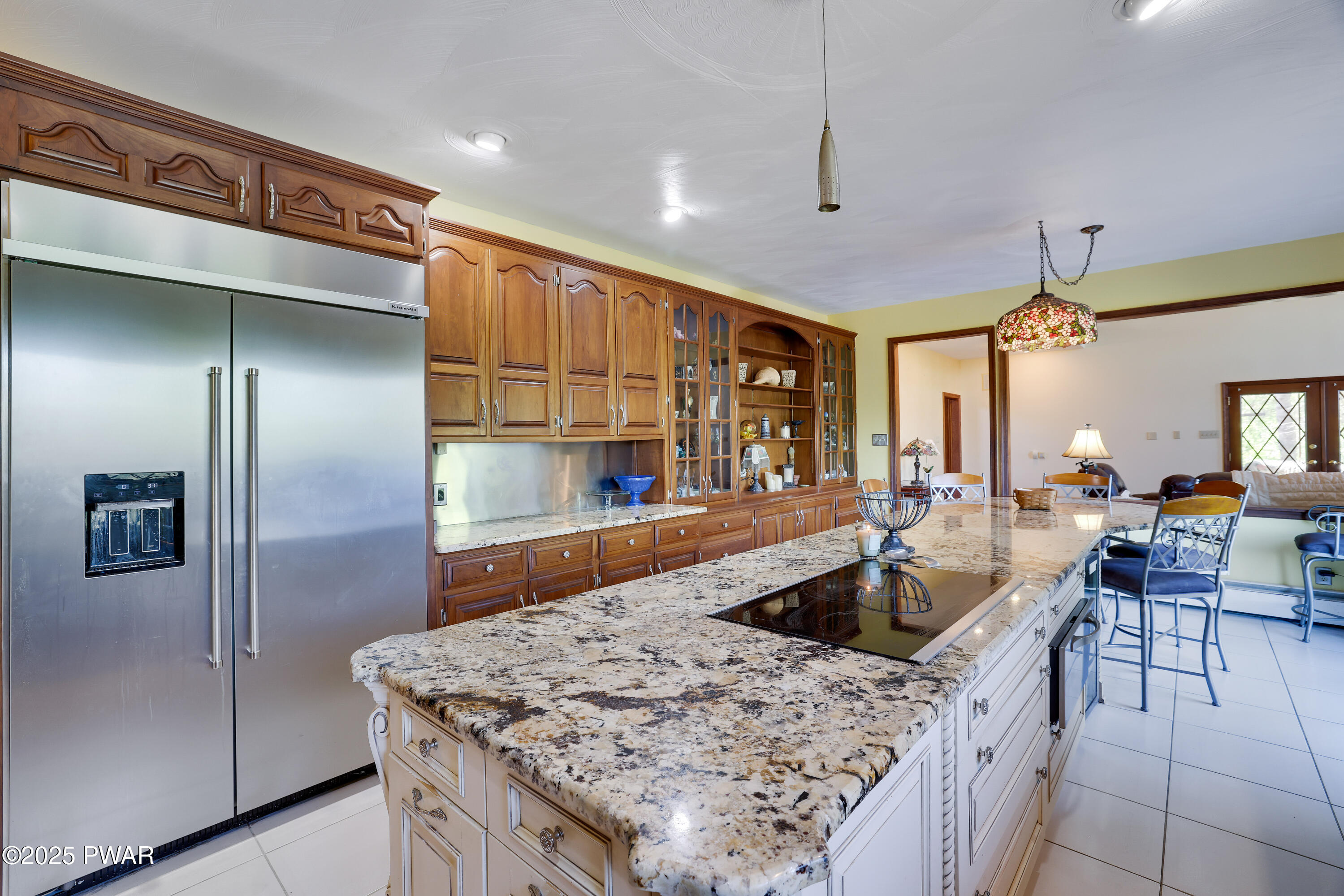 555 Valley View Road