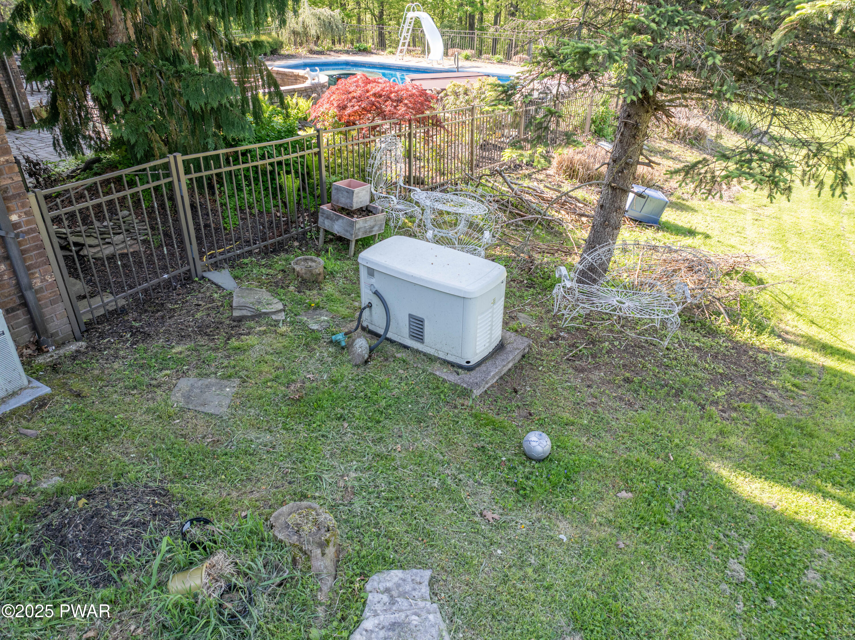 555 Valley View Road