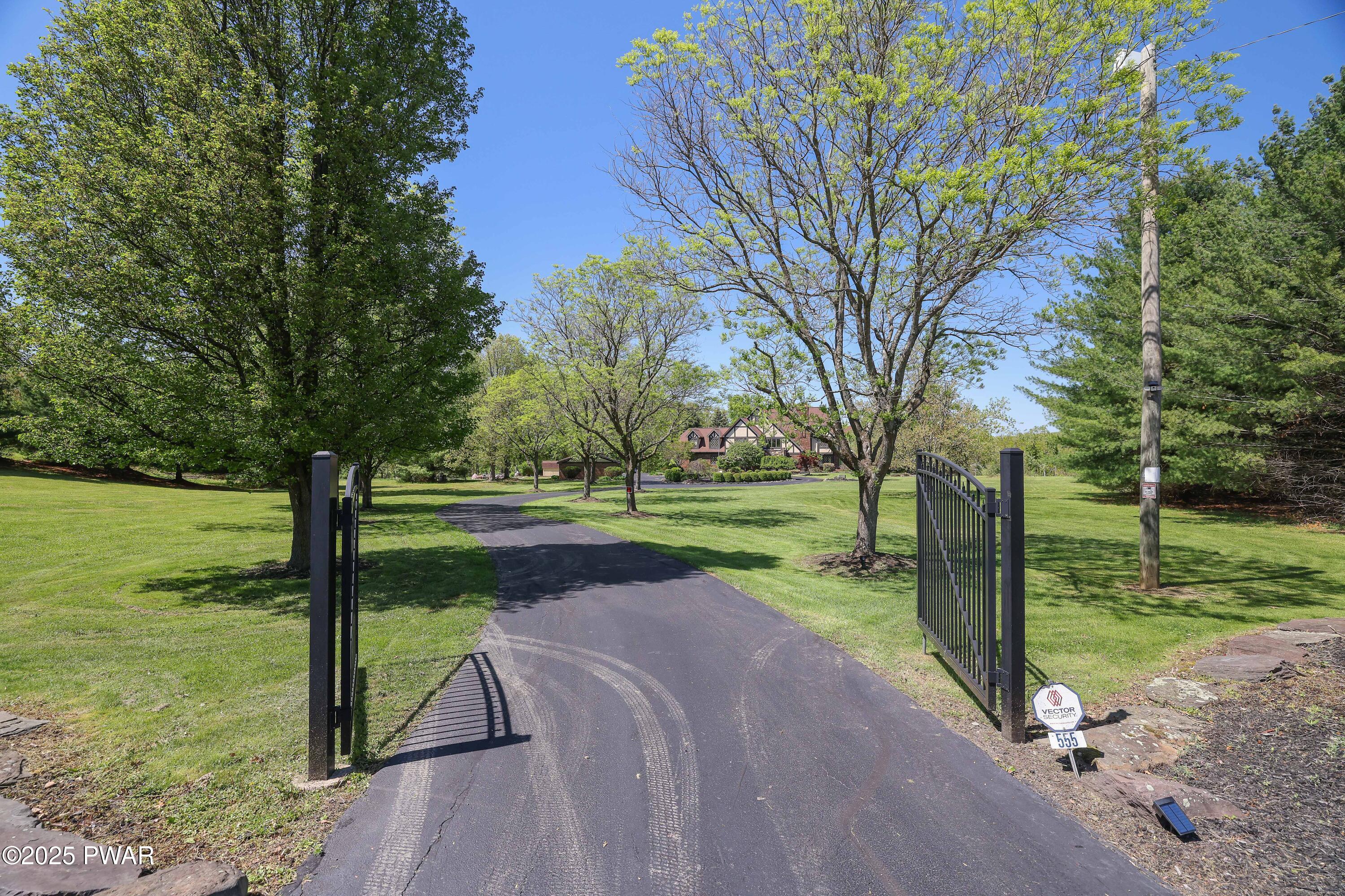 555 Valley View Road