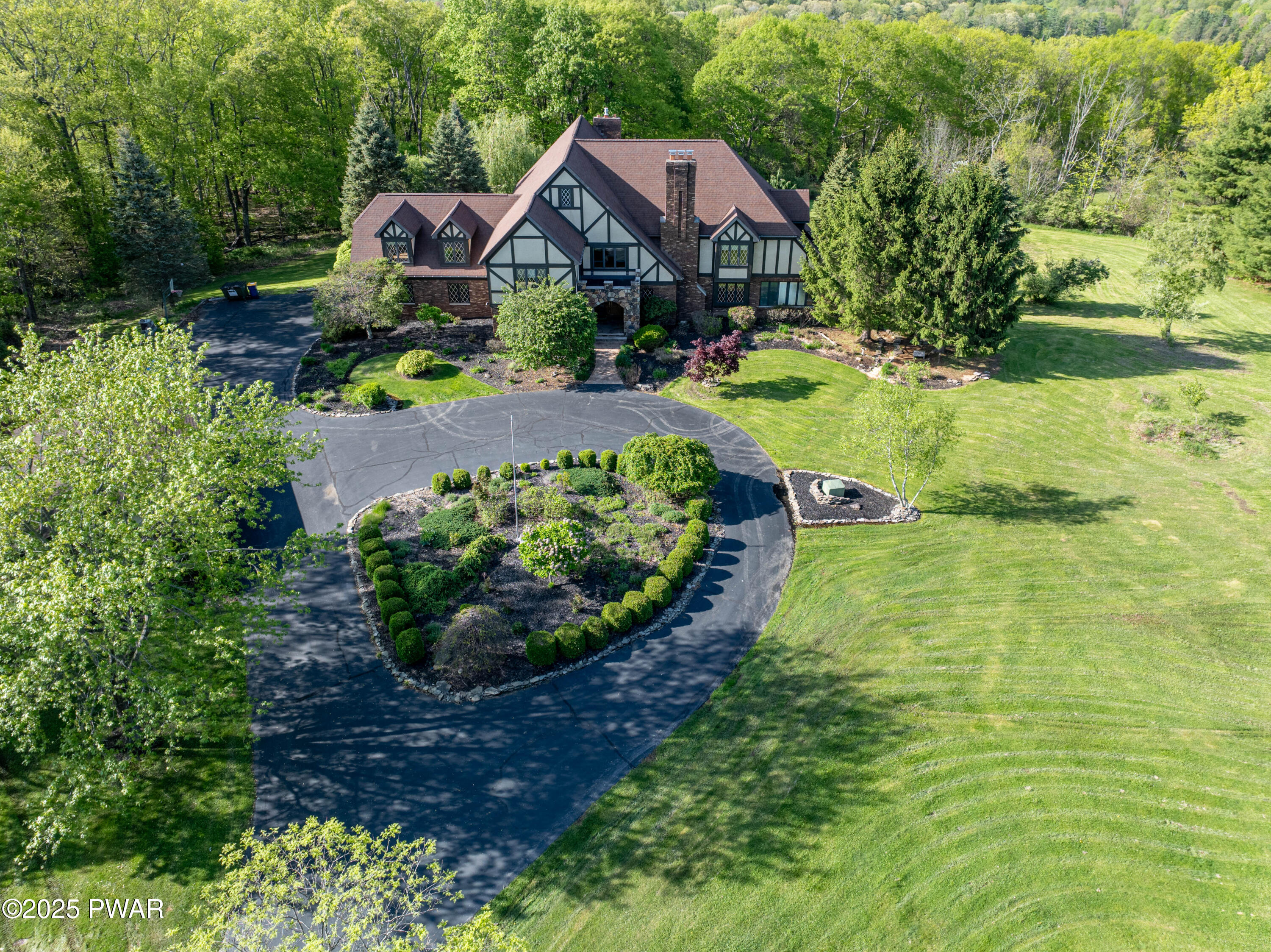 555 Valley View Road