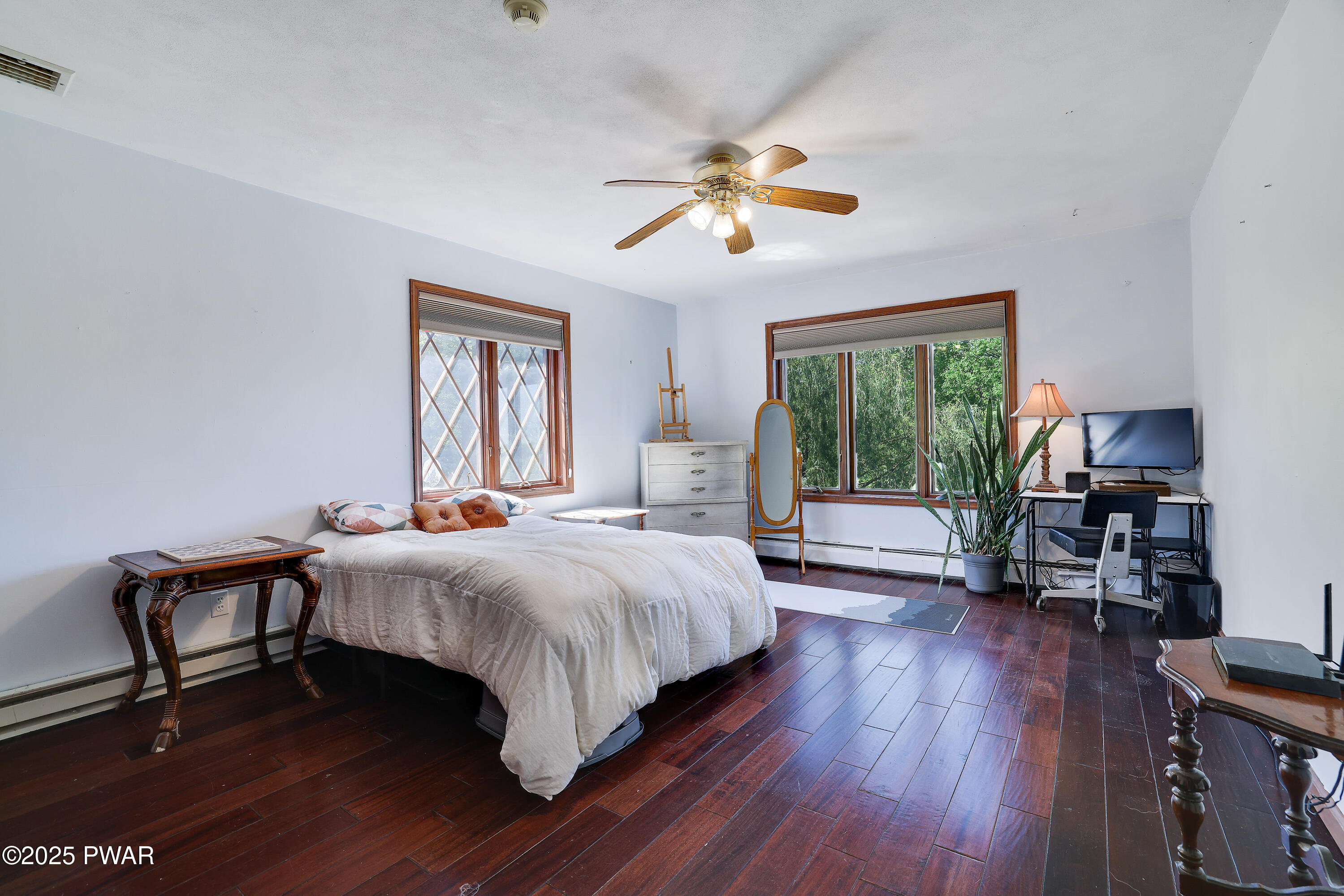 555 Valley View Road