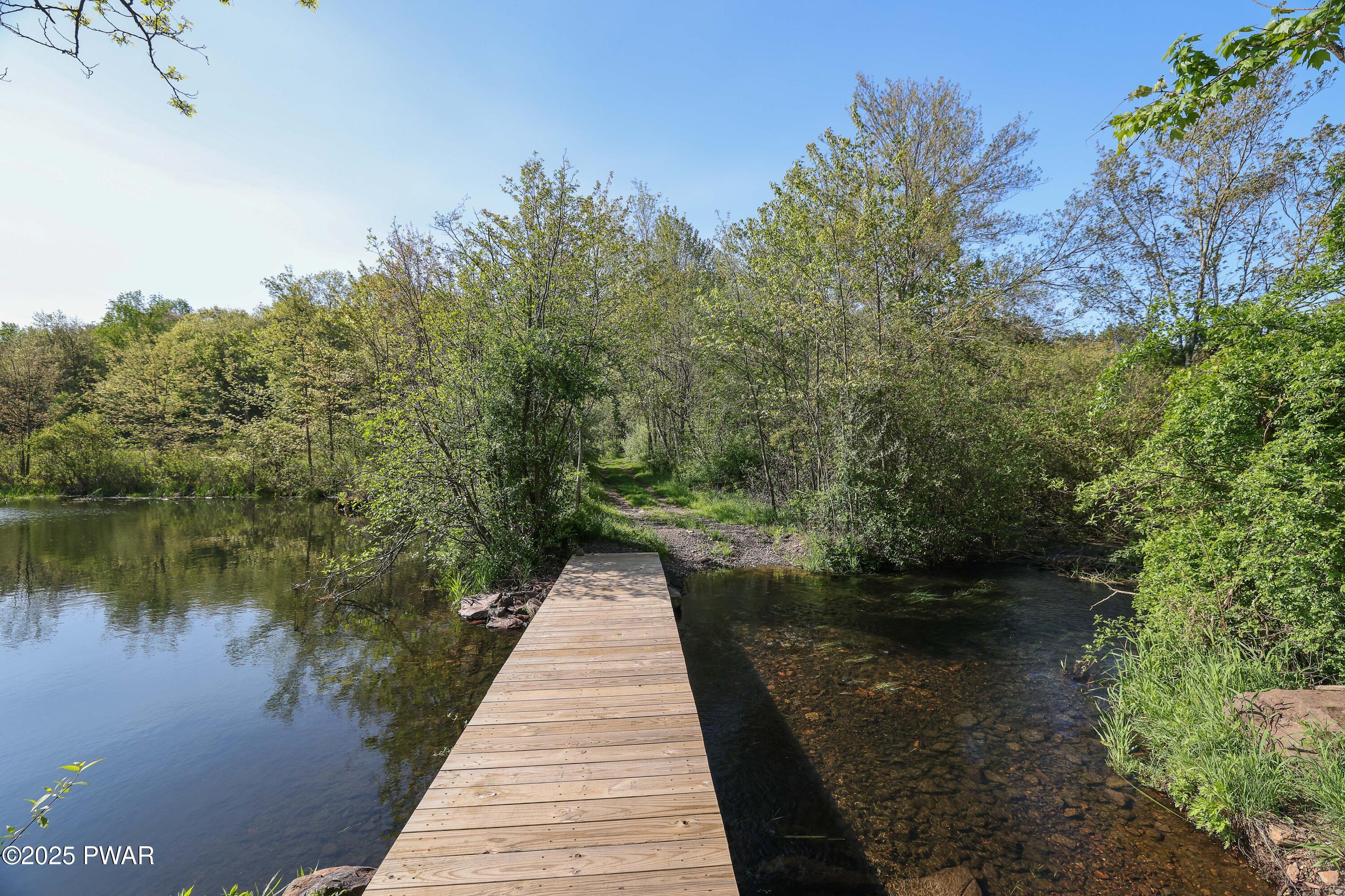 555 Valley View Road