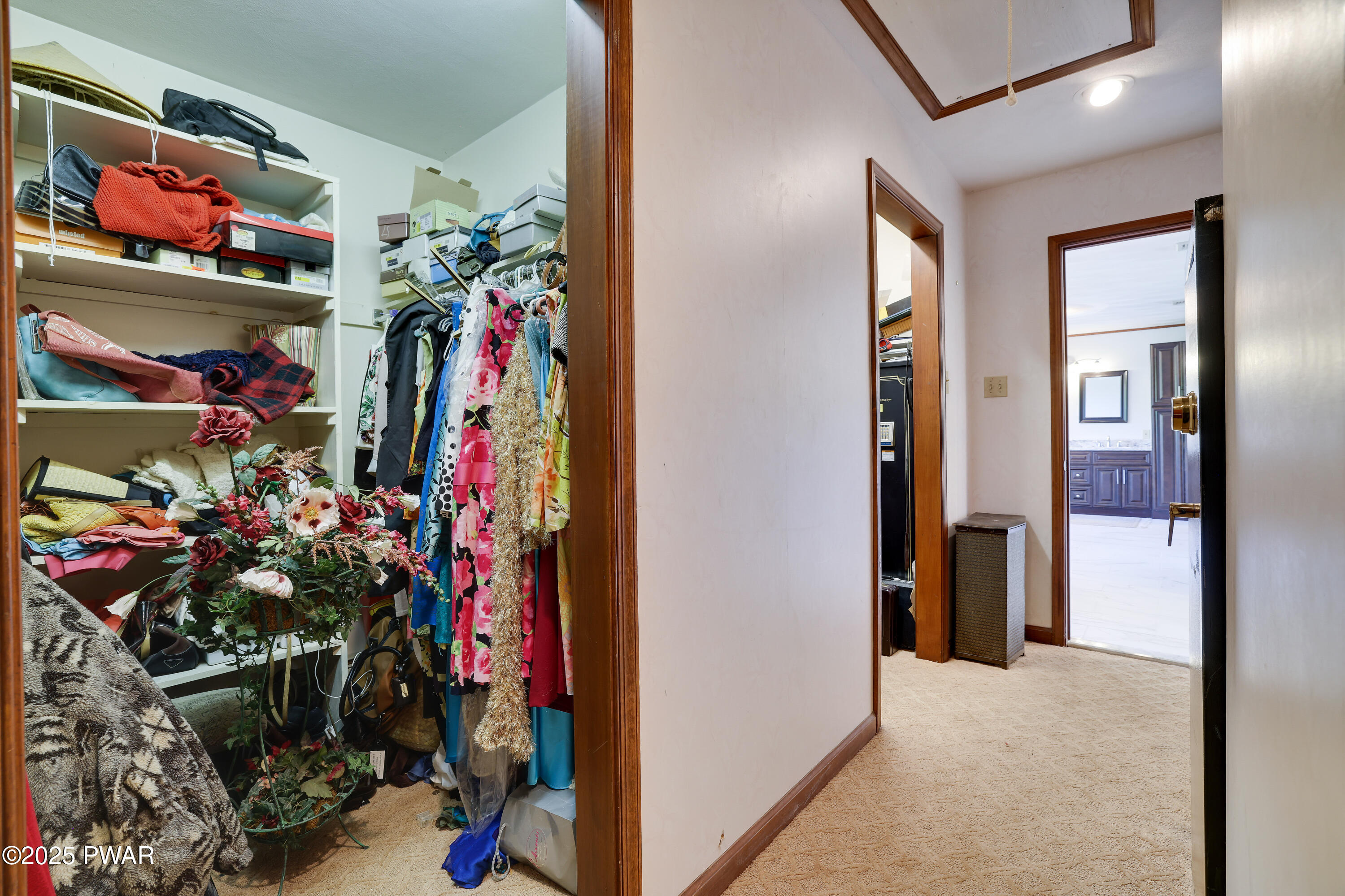 555 Valley View Road