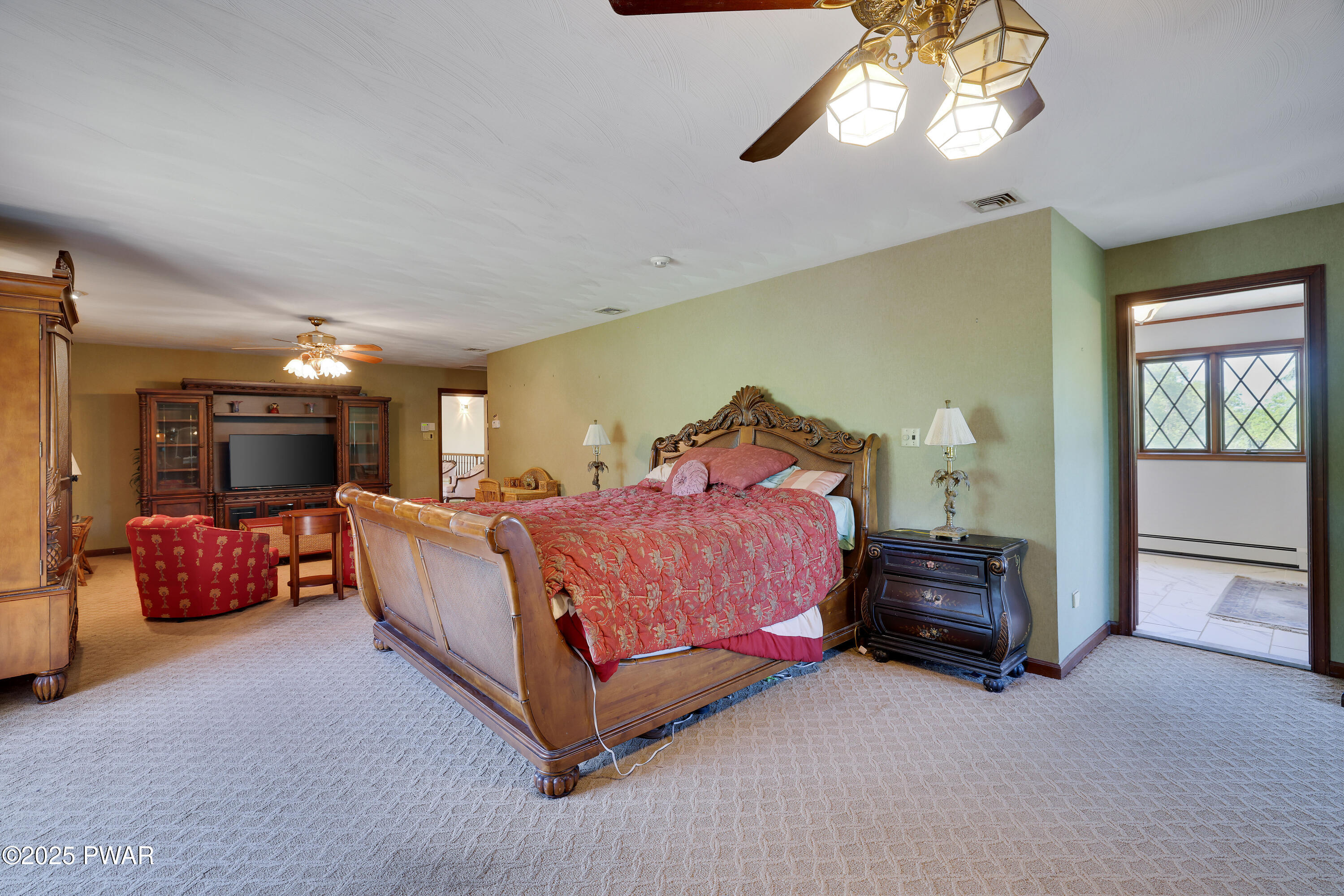 555 Valley View Road