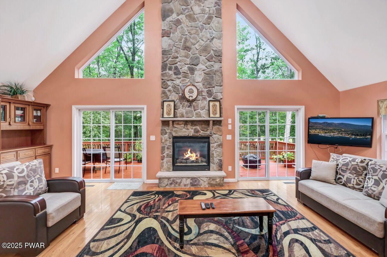 284 Falling Waters Boulevard