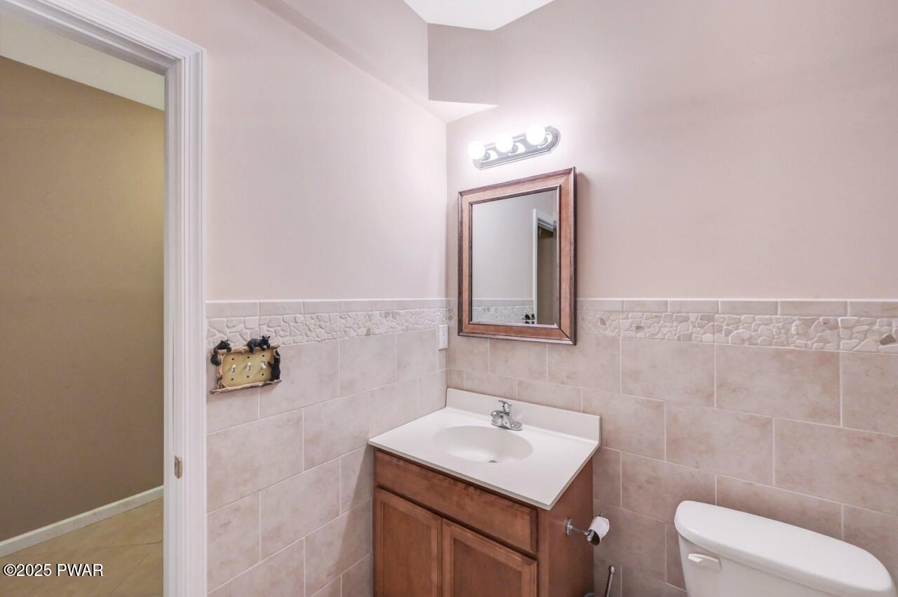 284 Falling Waters Boulevard