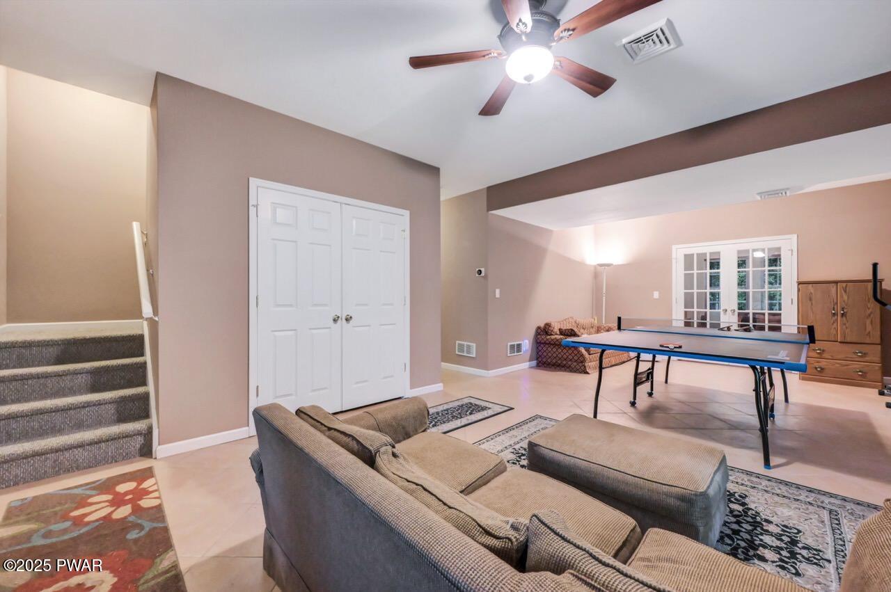 284 Falling Waters Boulevard