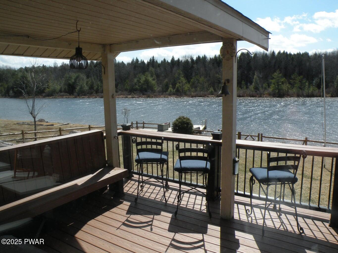 118 Longfellow Circle