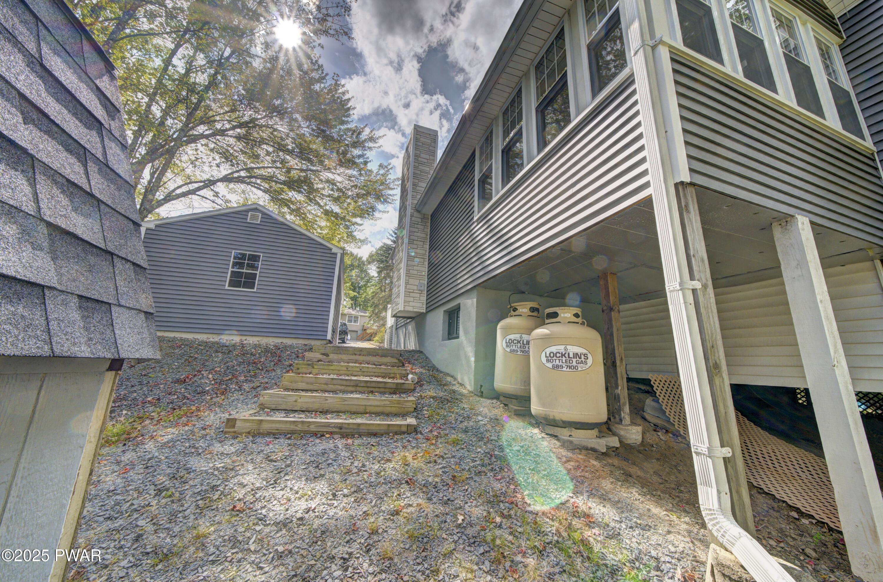 1027 Hidden Valley Court