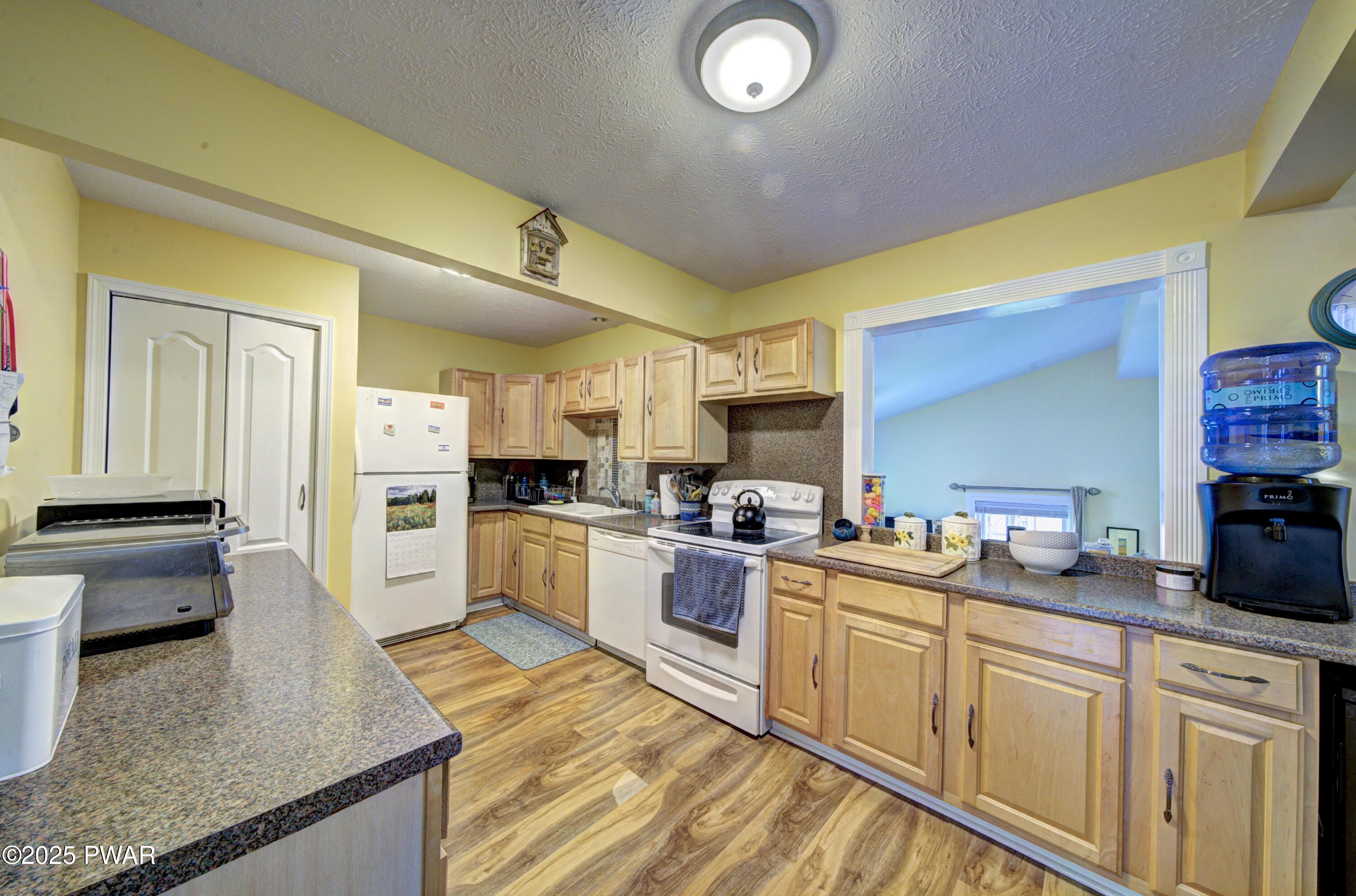 1027 Hidden Valley Court