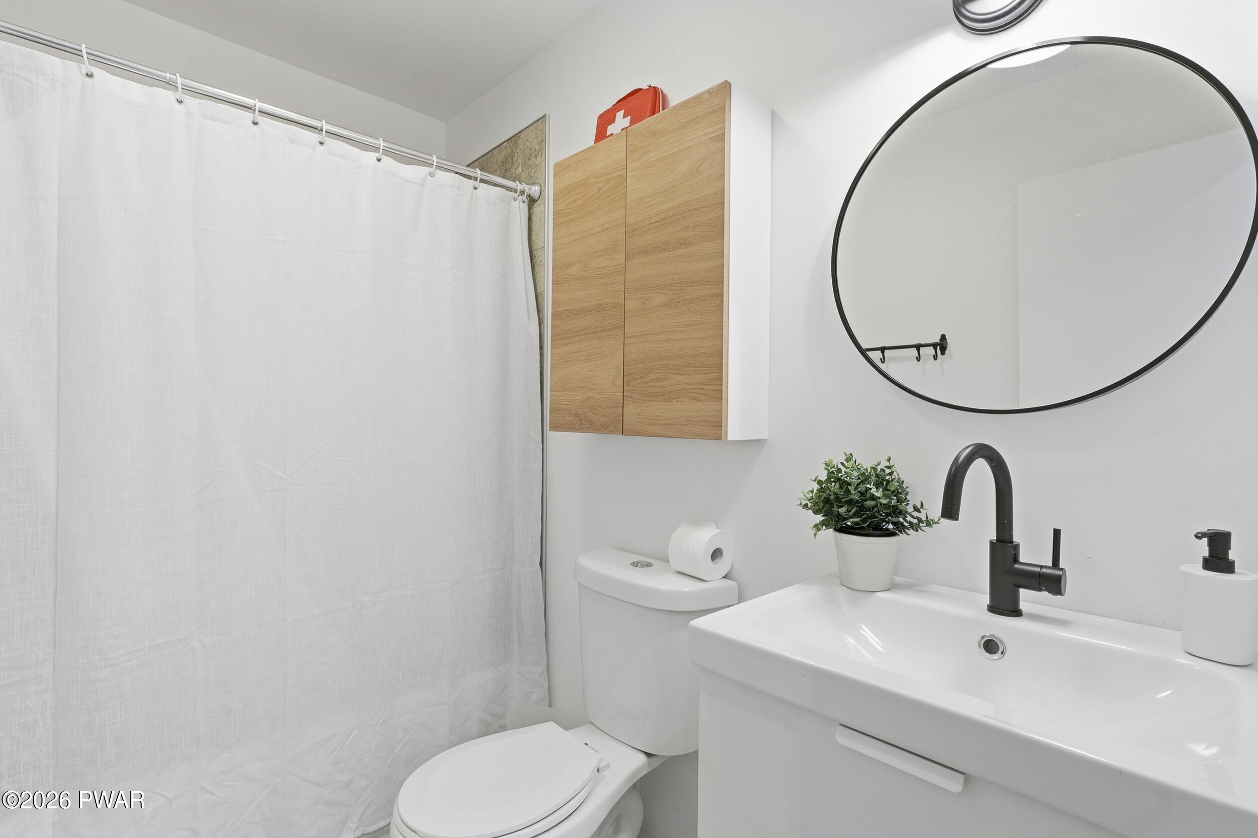 1186 Commanche Circle