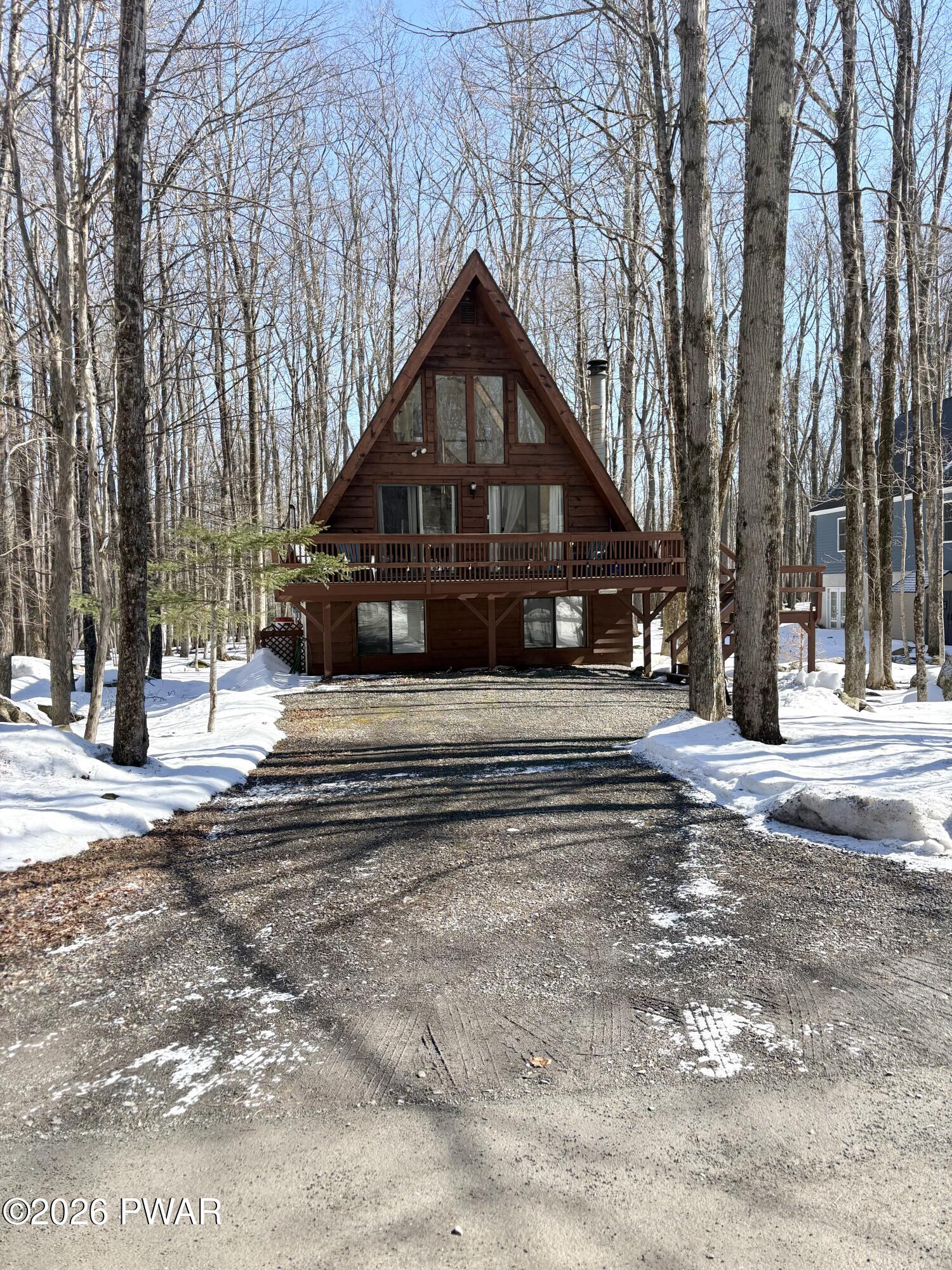 445 Lakewood Drive