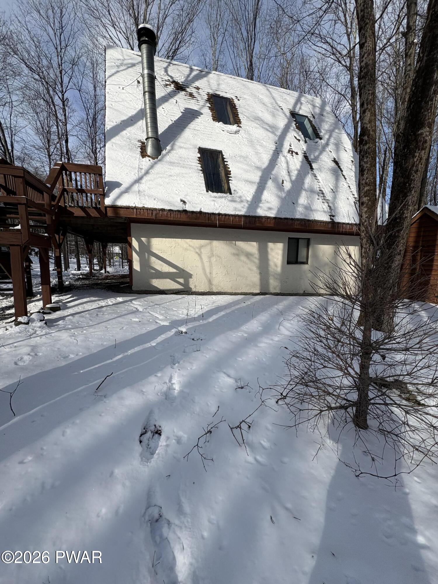 445 Lakewood Drive