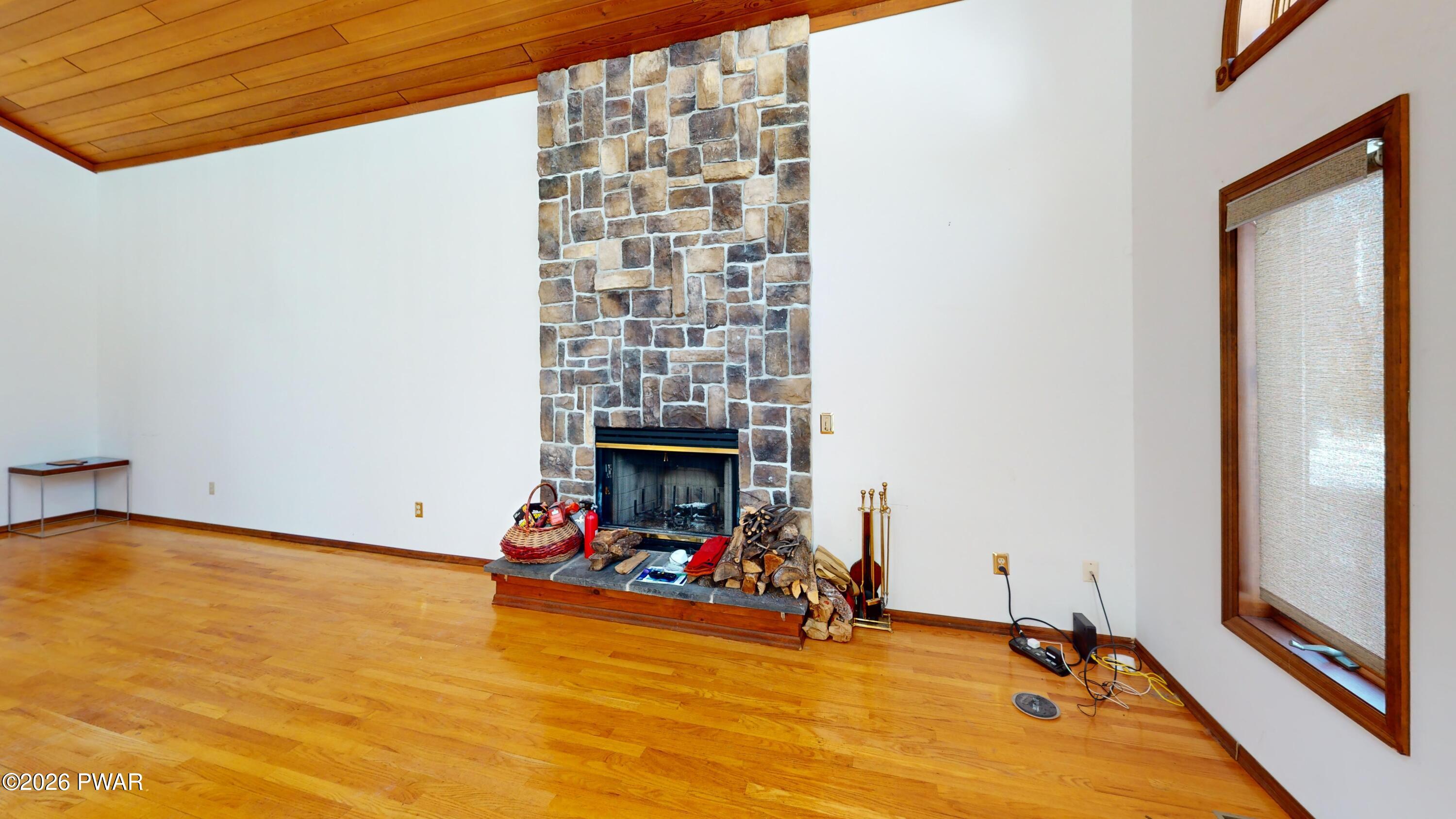 806 Gaskin Court