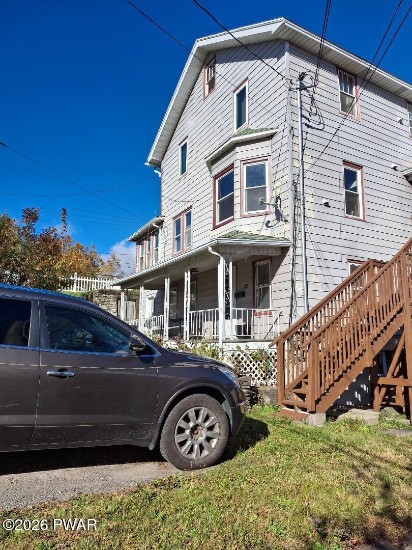 700 Main Street Unit: 3