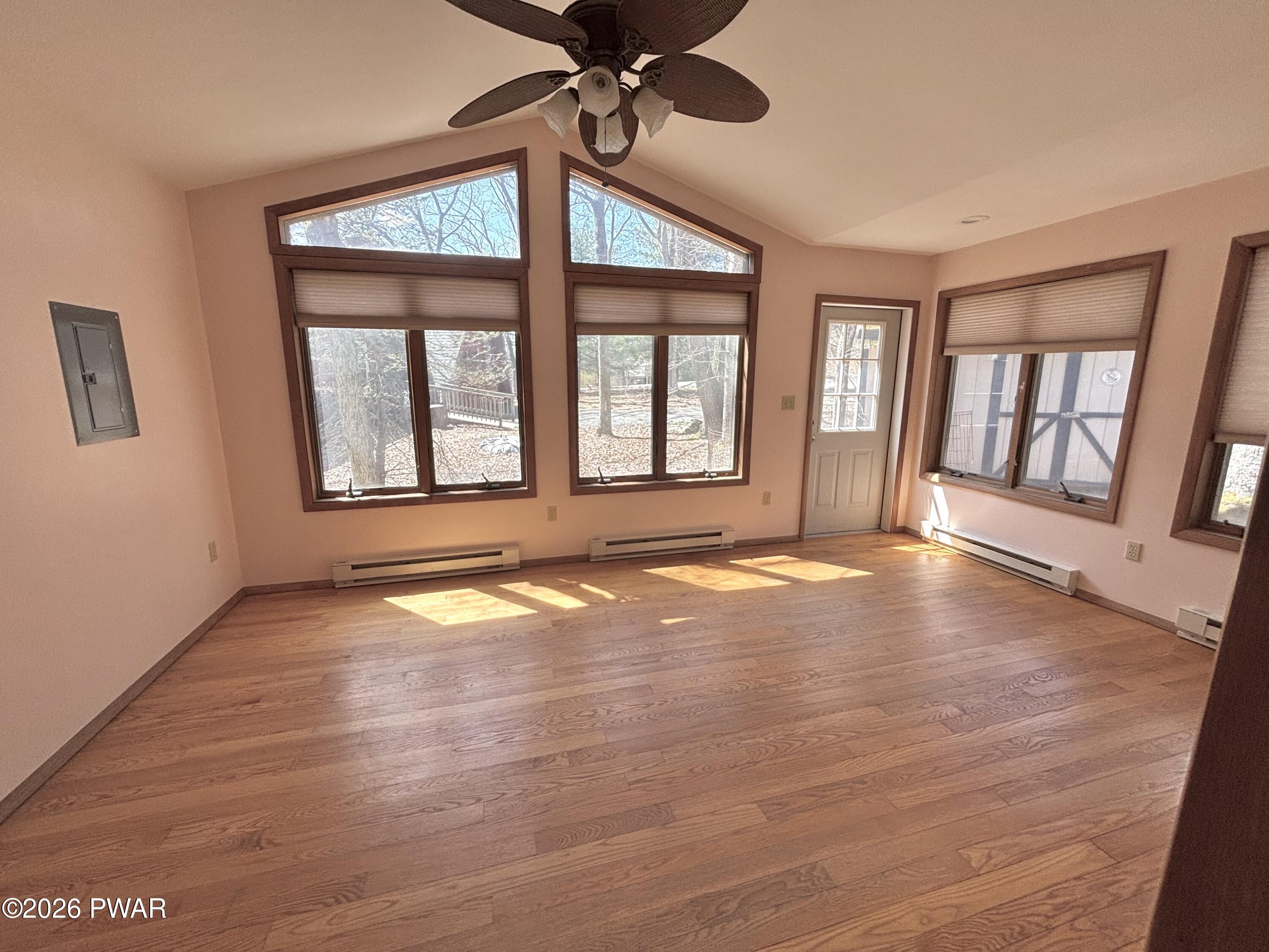 213 Hillside Drive