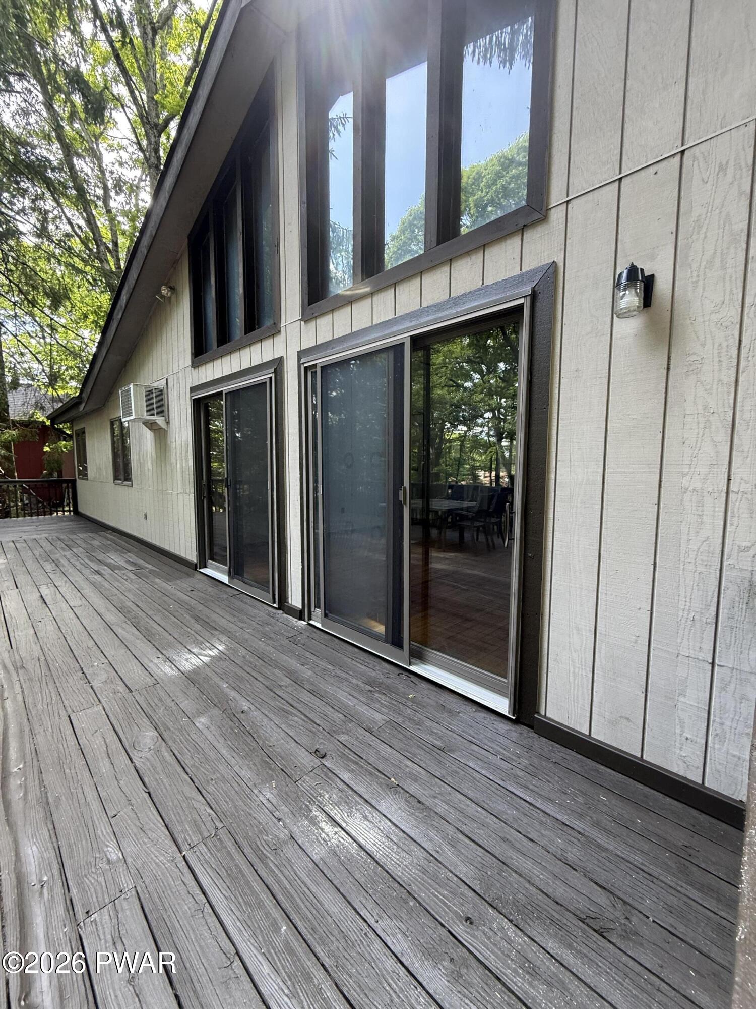 213 Hillside Drive