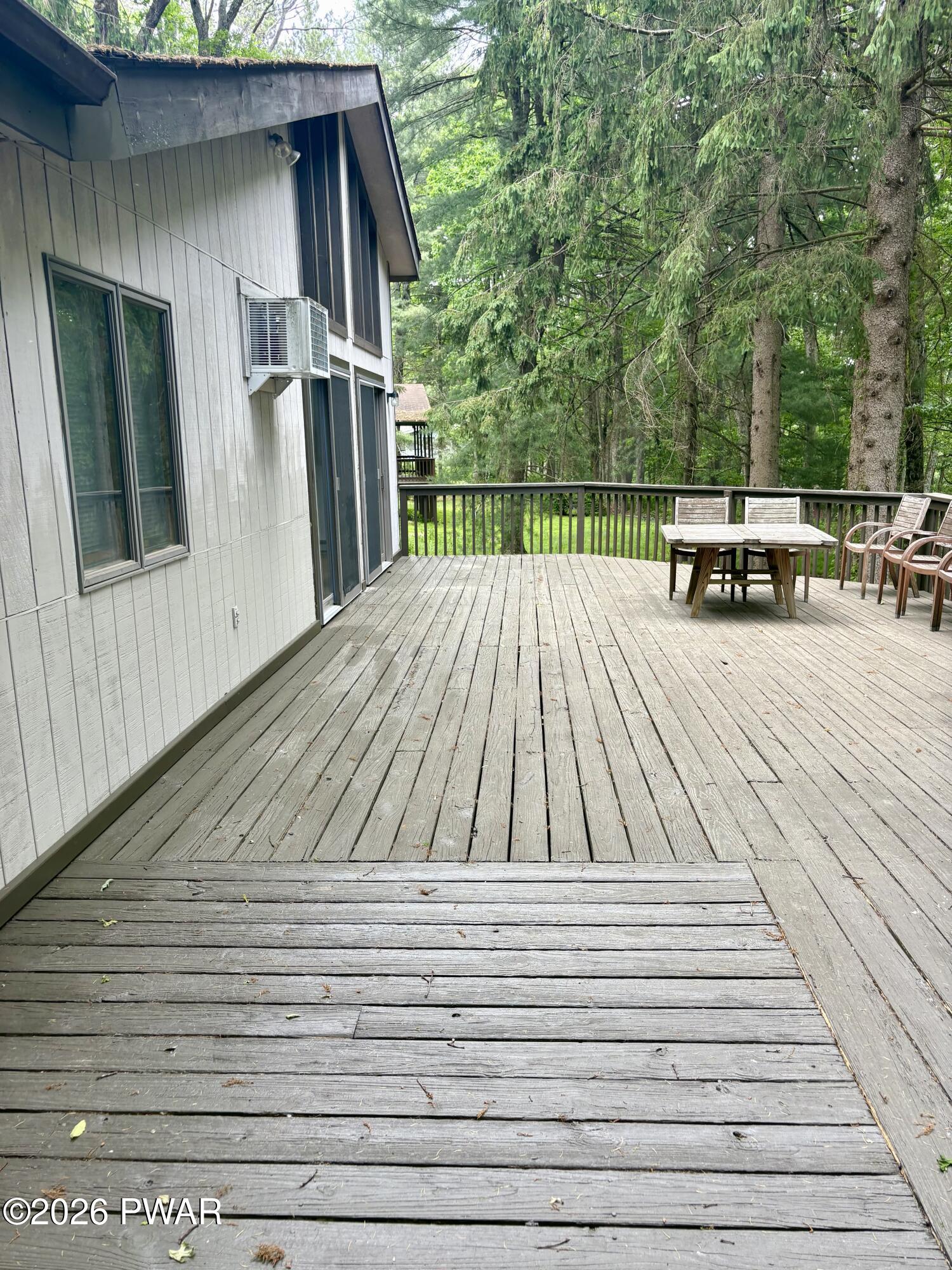 213 Hillside Drive