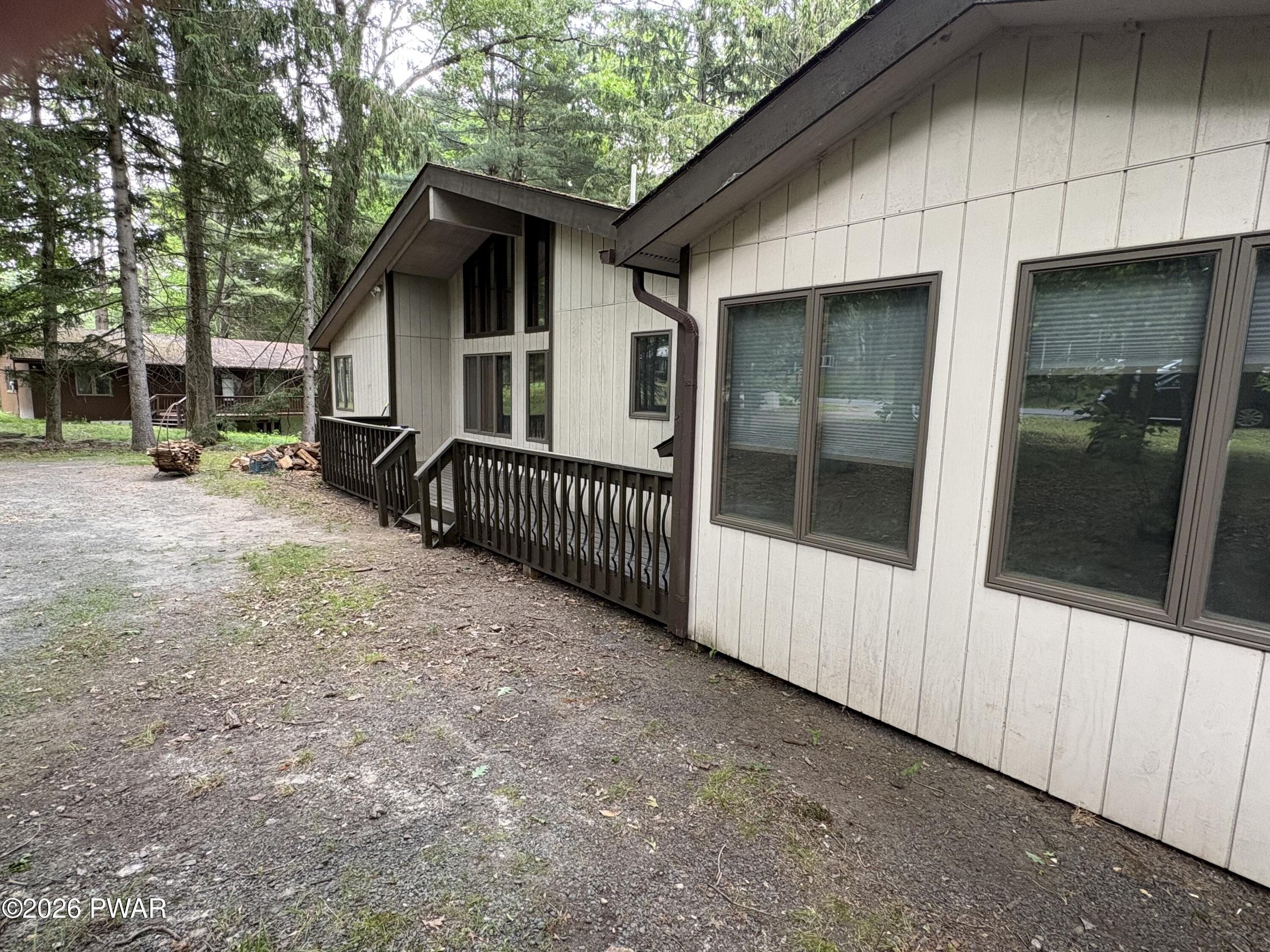 213 Hillside Drive