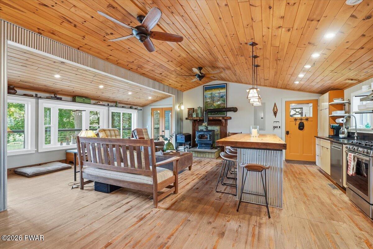 536 River Road
