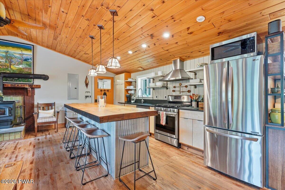 536 River Road