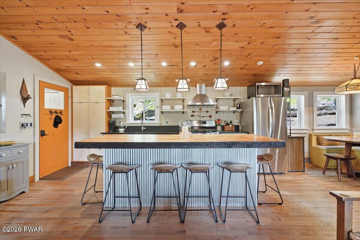 536 River Road