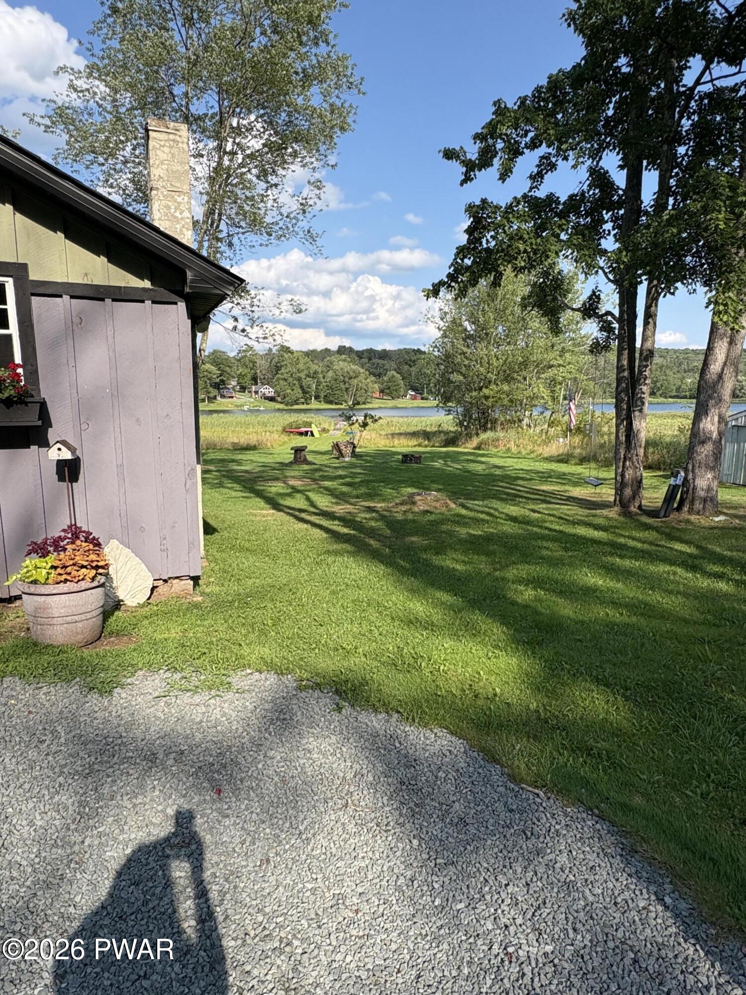 122 Lakeside Avenue