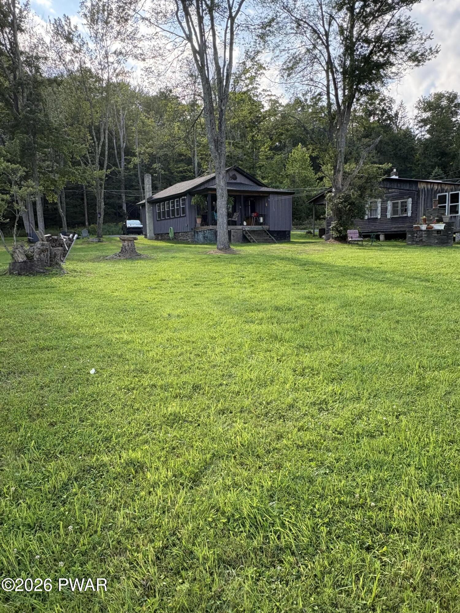 122 Lakeside Avenue