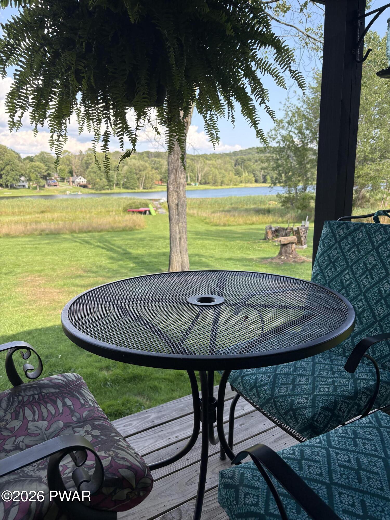122 Lakeside Avenue