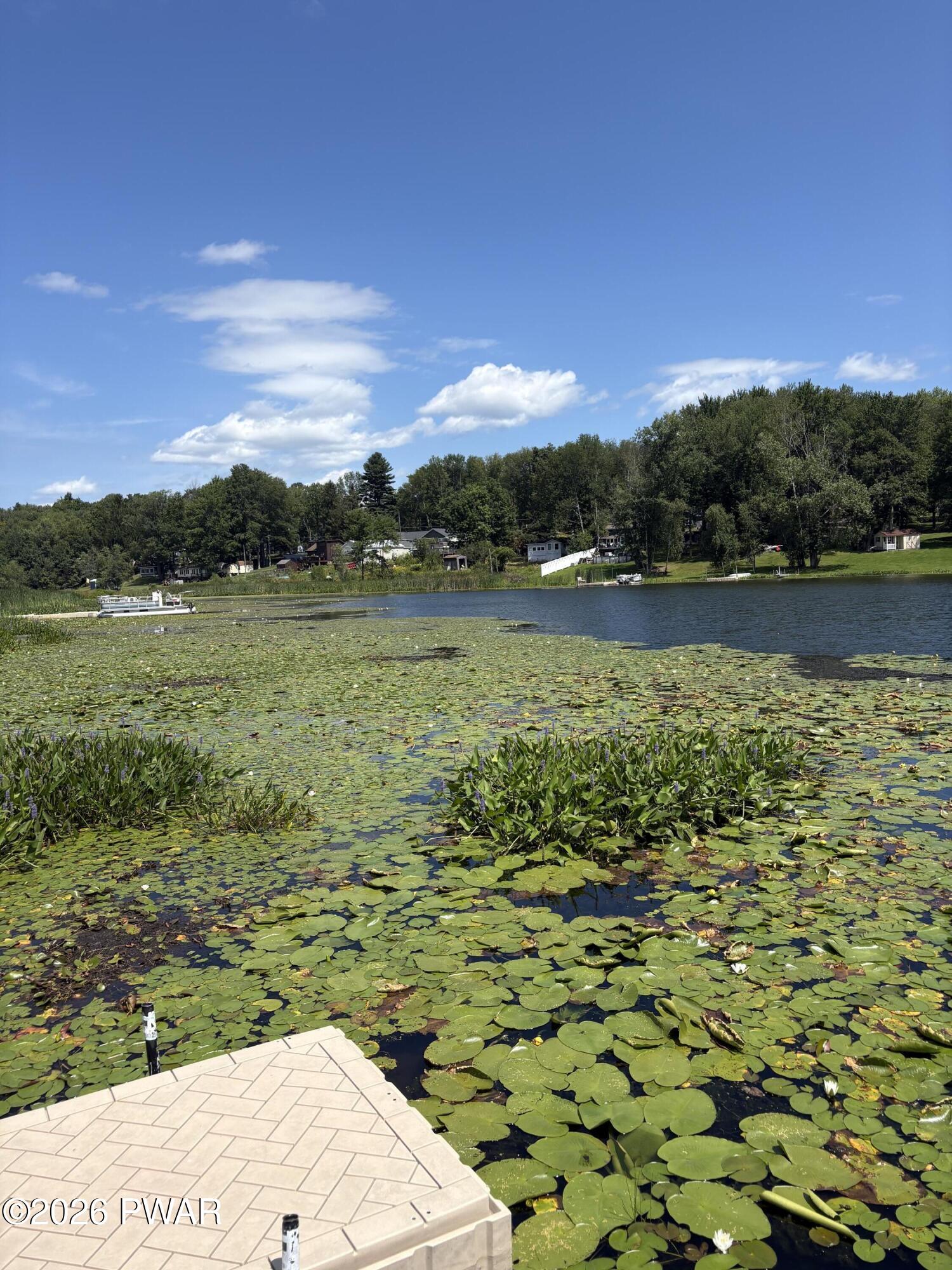122 Lakeside Avenue