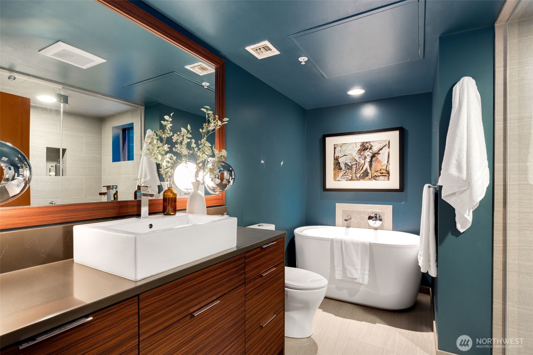 615 E Pike Street Unit: 306