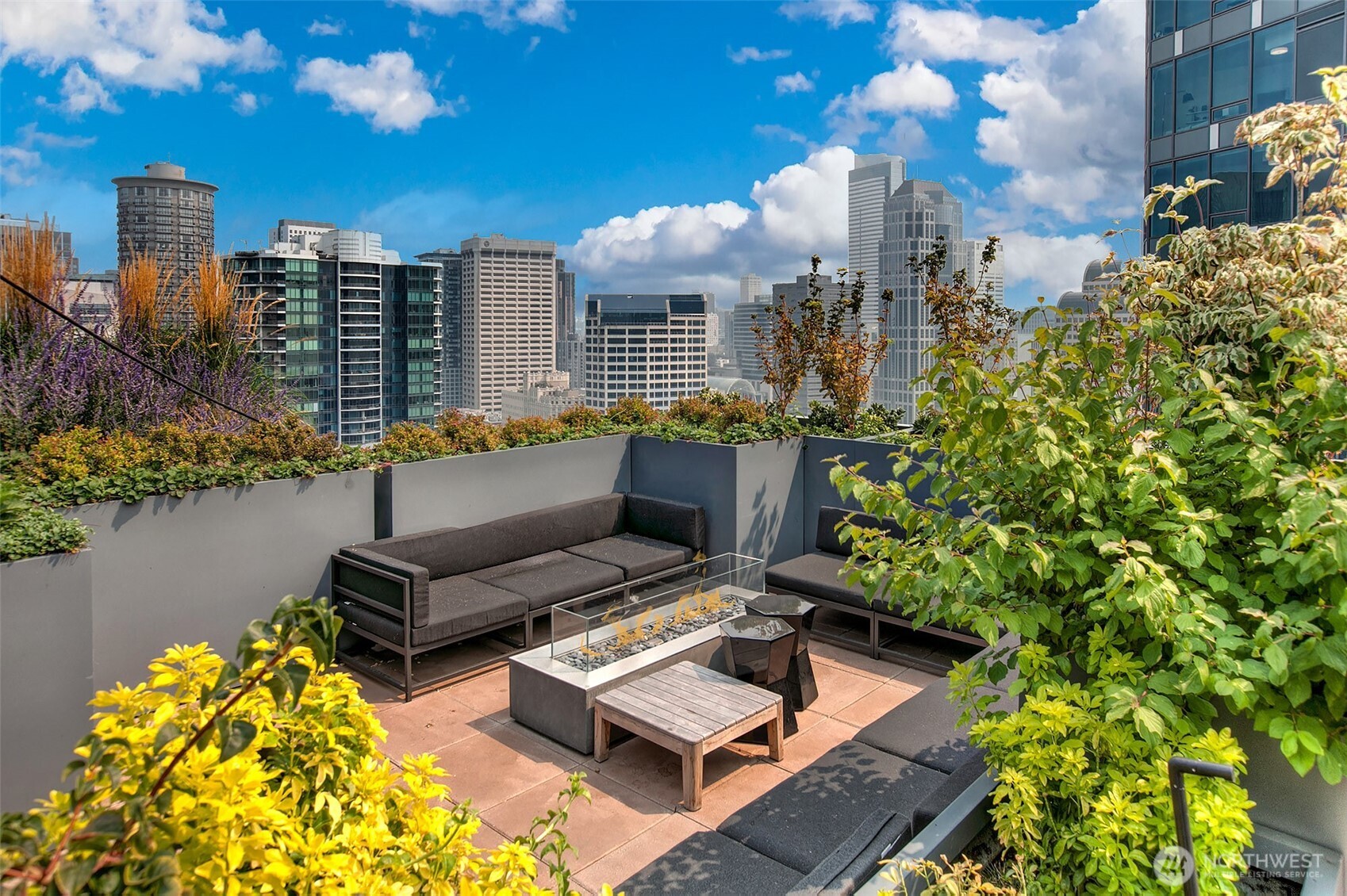 2033 2nd Avenue Unit: 1407