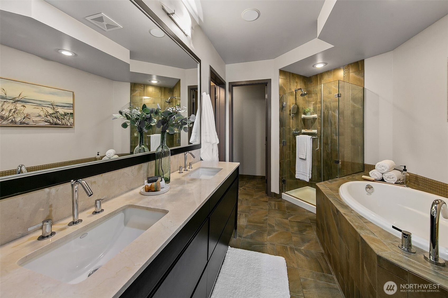 2033 2nd Avenue Unit: 1407