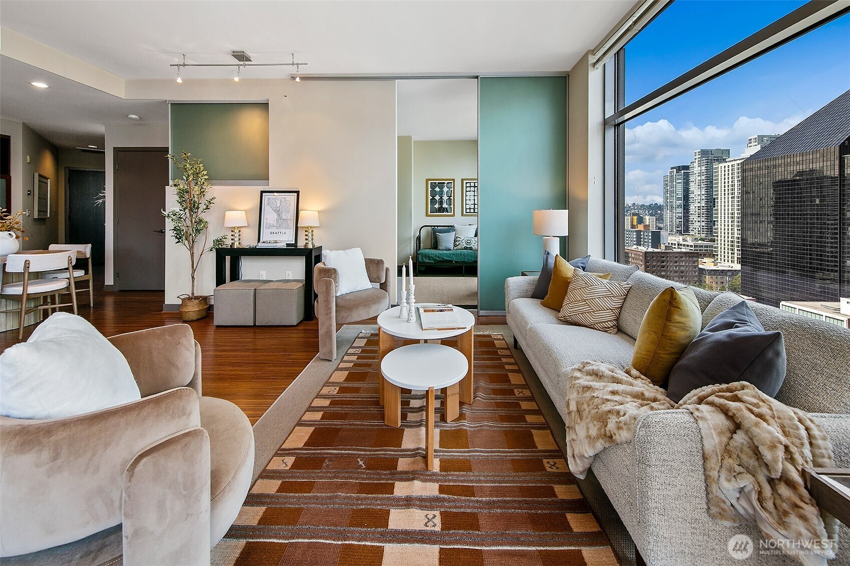 2033 2nd Avenue Unit: 1407