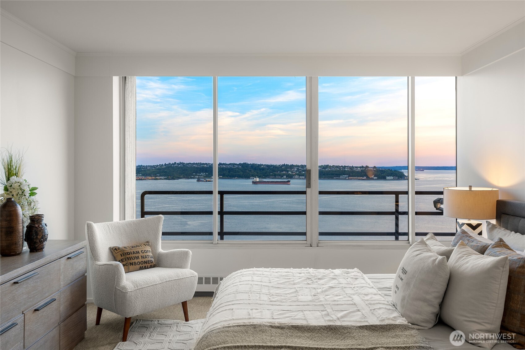 2125 1st Avenue Unit: 2101