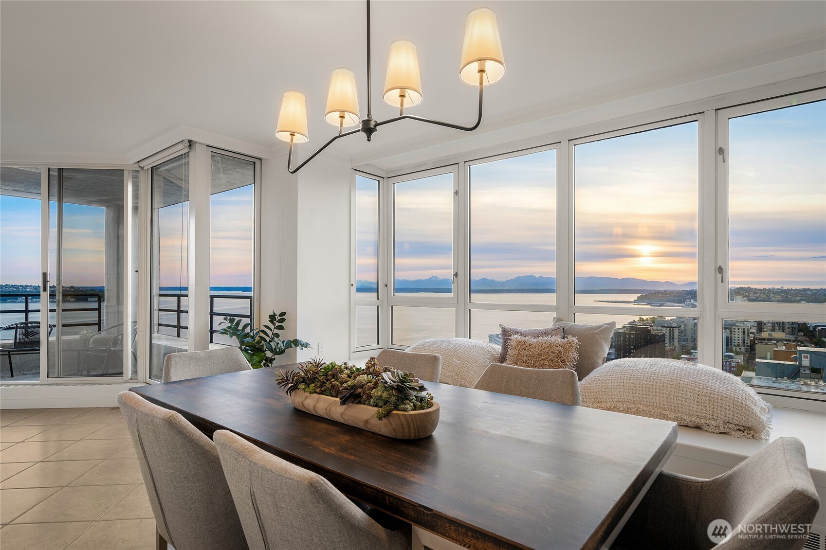 2125 1st Avenue Unit: 2101