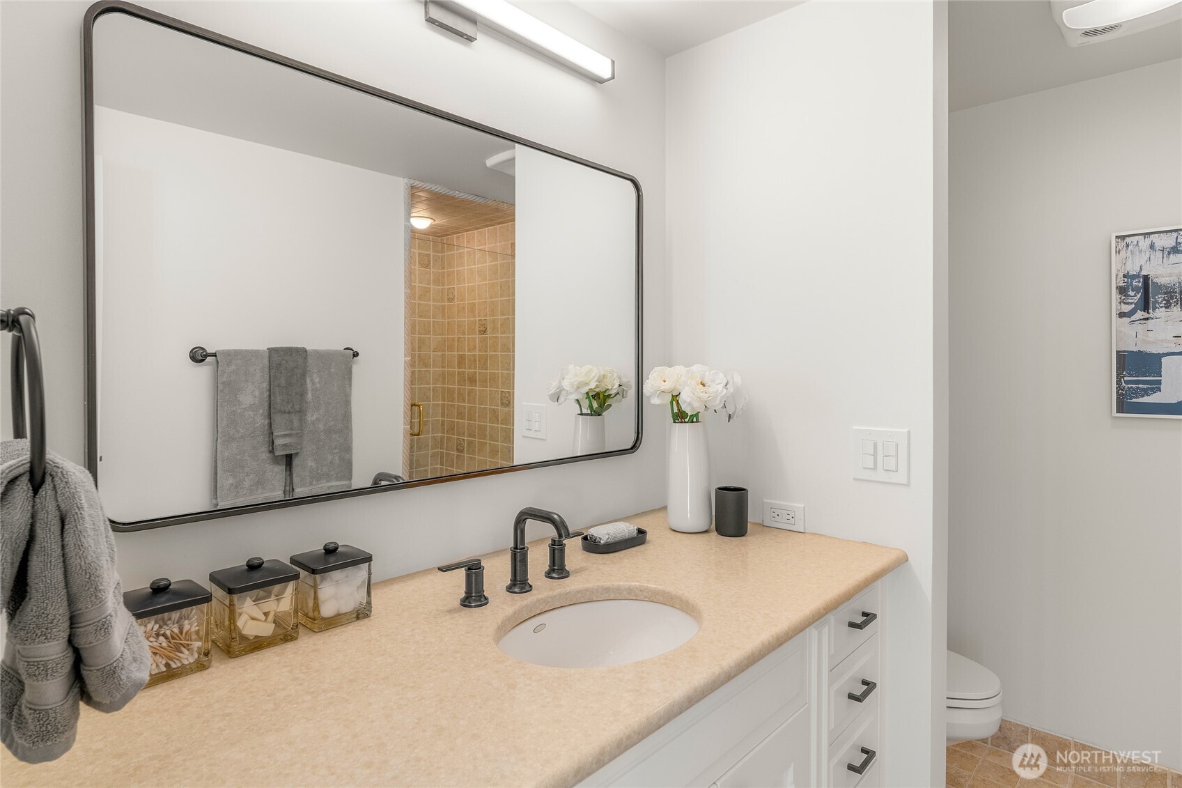 2125 1st Avenue Unit: 2101