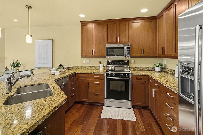 3150 W Government Way Unit: 206