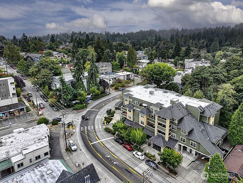 3150 W Government Way Unit: 206
