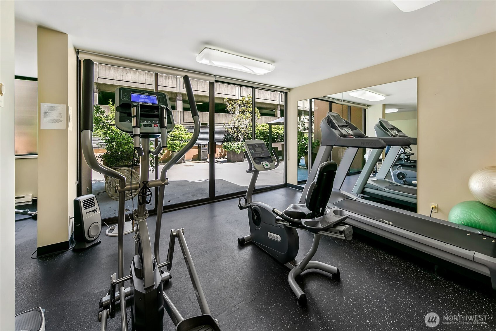 1120 8th Avenue Unit: 1804