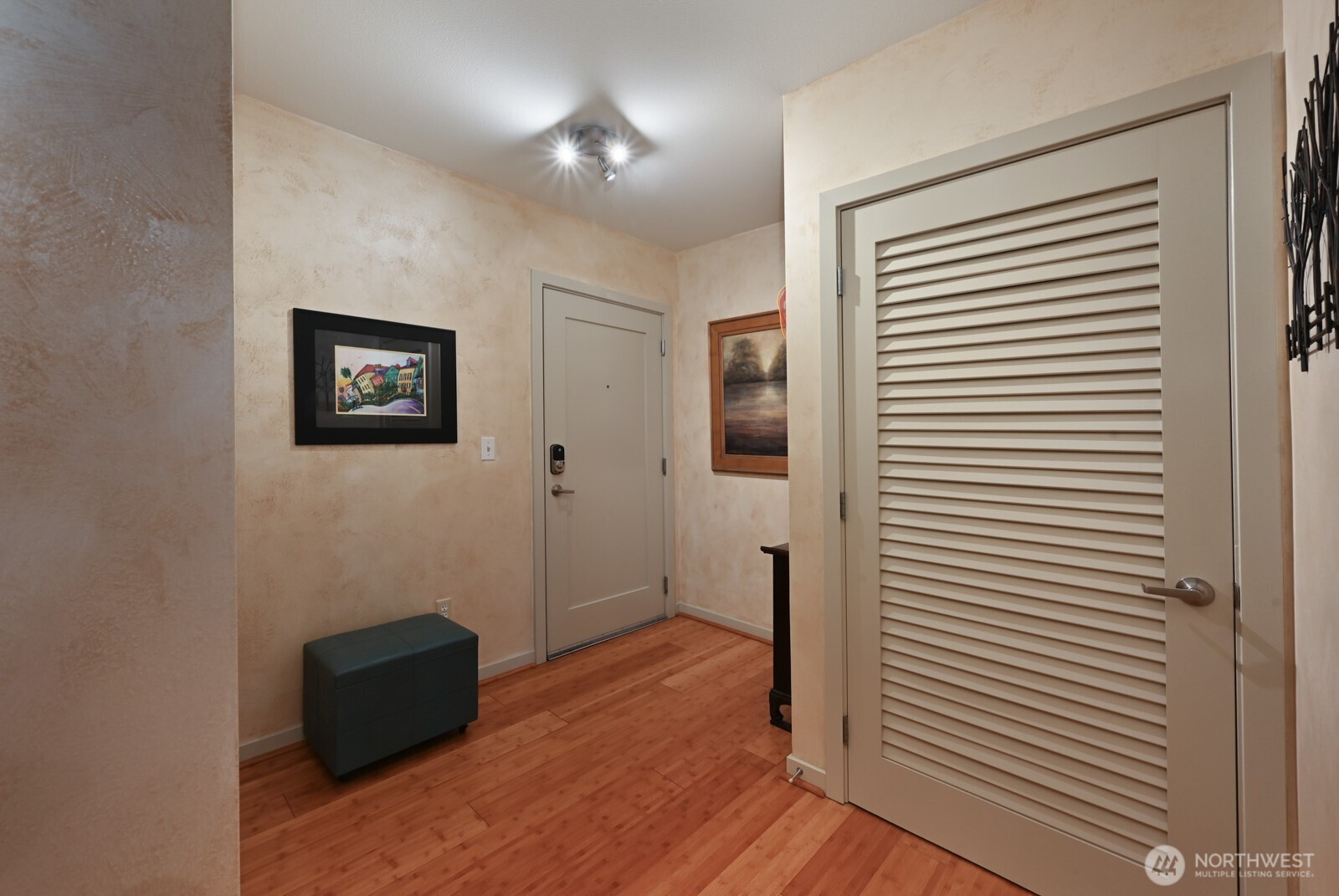 1530 NW Market Street Unit: 412