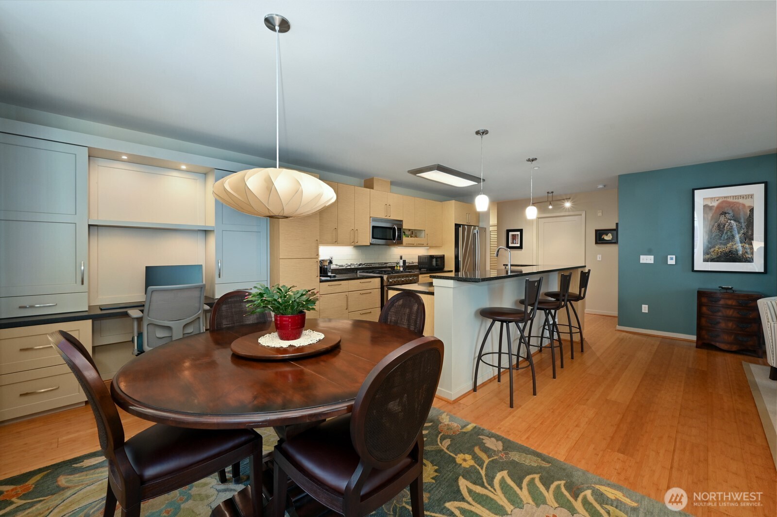 1530 NW Market Street Unit: 412