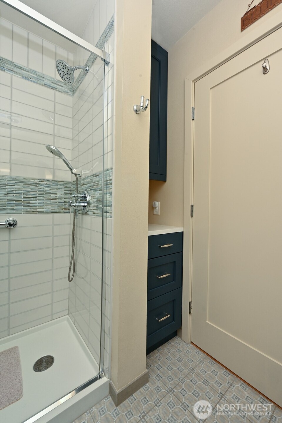 1530 NW Market Street Unit: 412