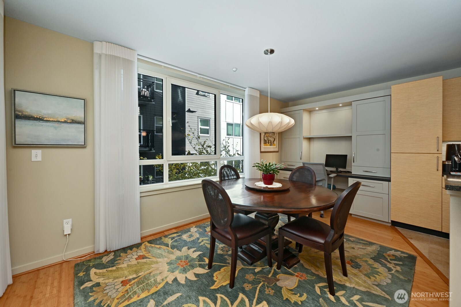 1530 NW Market Street Unit: 412