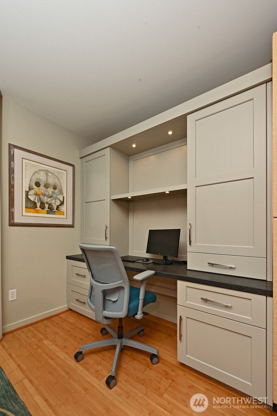 1530 NW Market Street Unit: 412