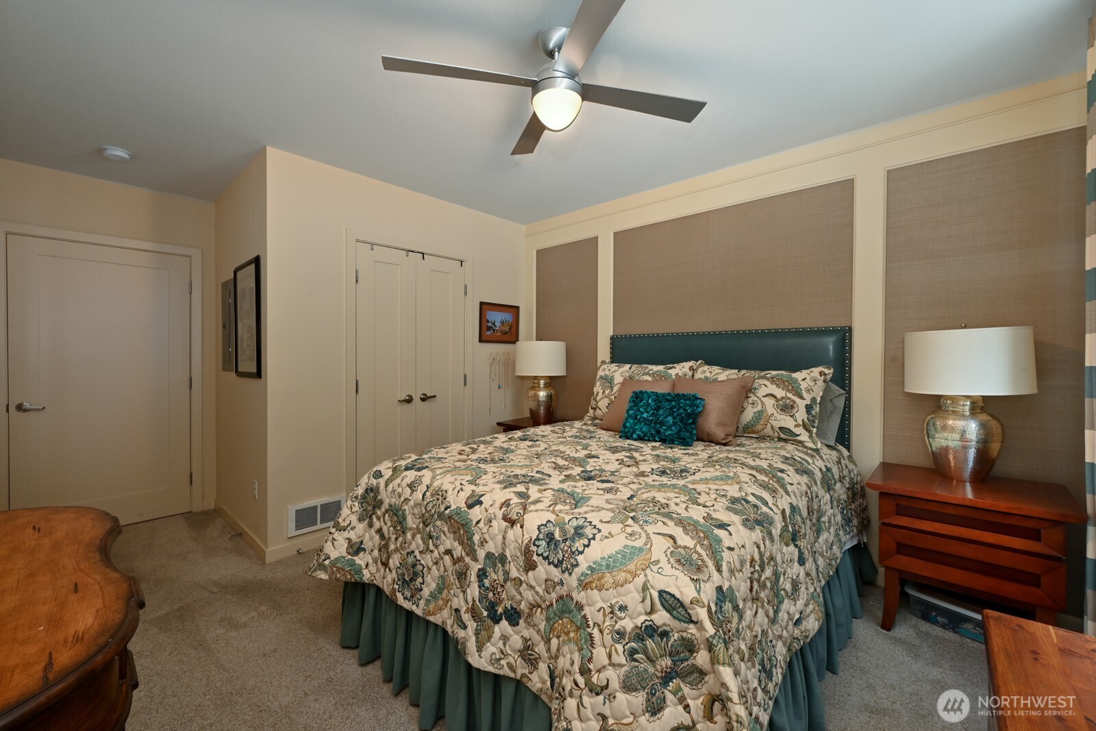 1530 NW Market Street Unit: 412