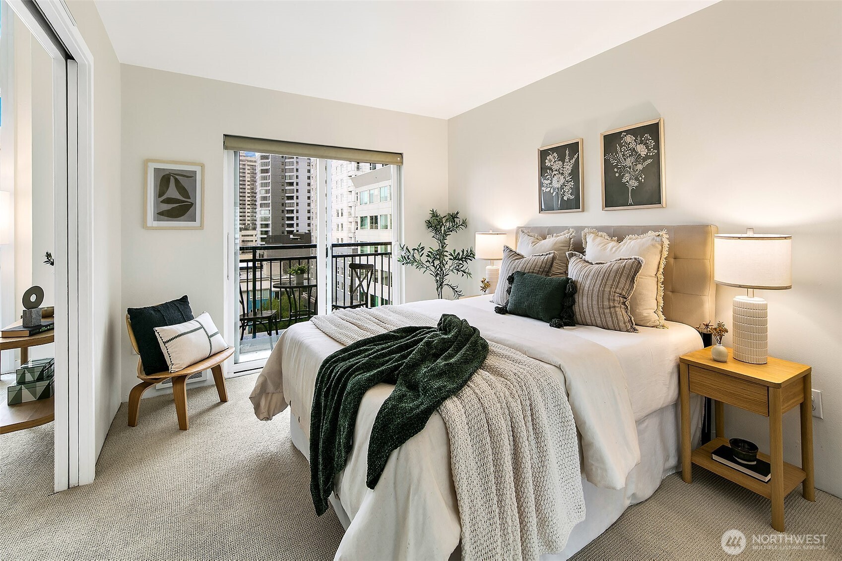 2414 1st Avenue Unit: 707