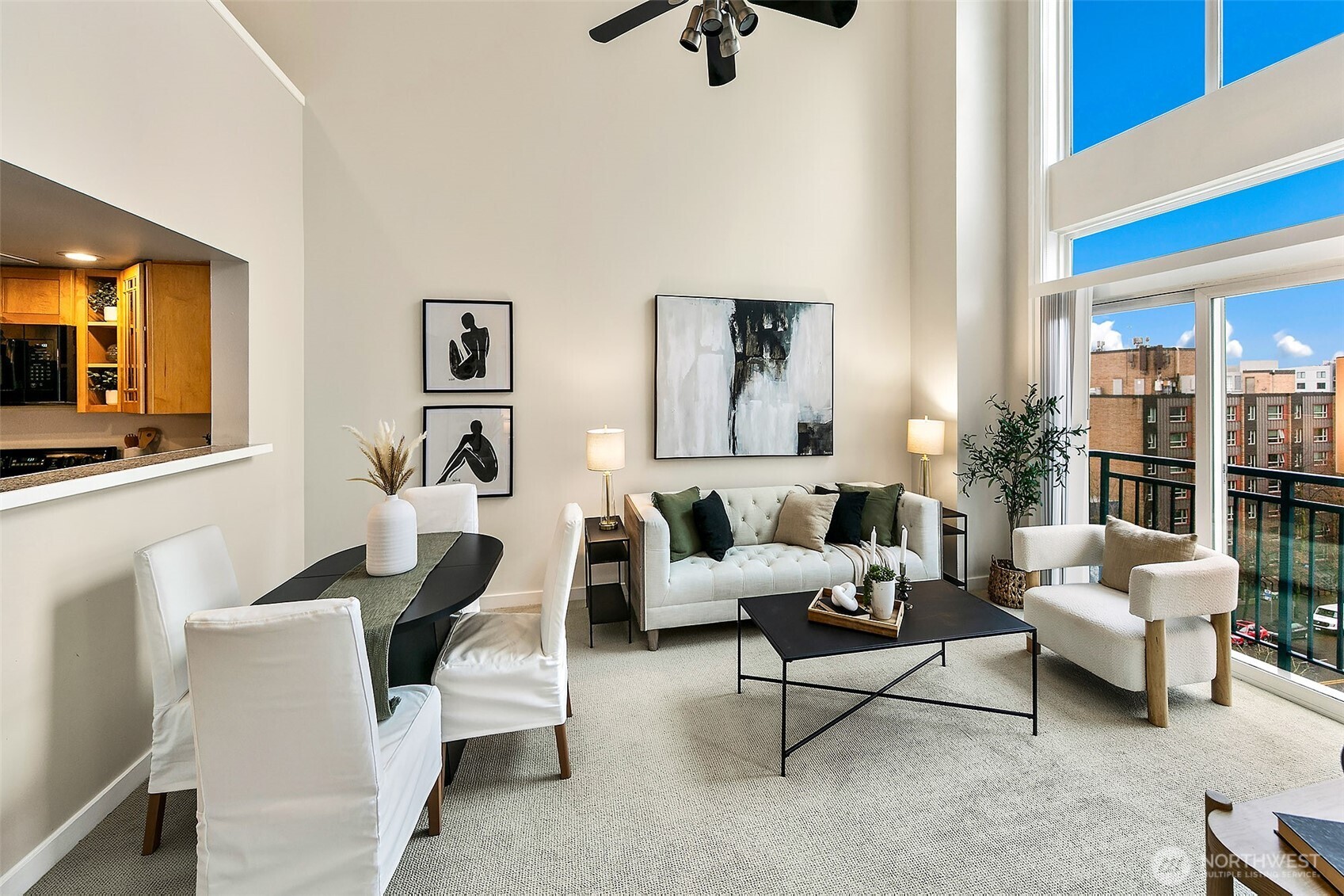 2414 1st Avenue Unit: 707